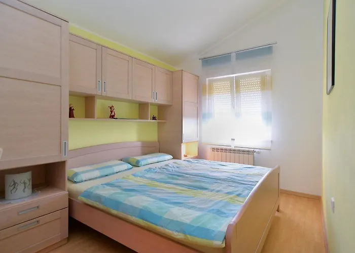 Apartman Anto 1772 *
