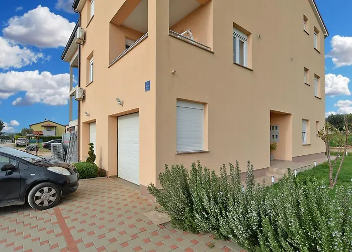 Anto 1772 Apartman Pula